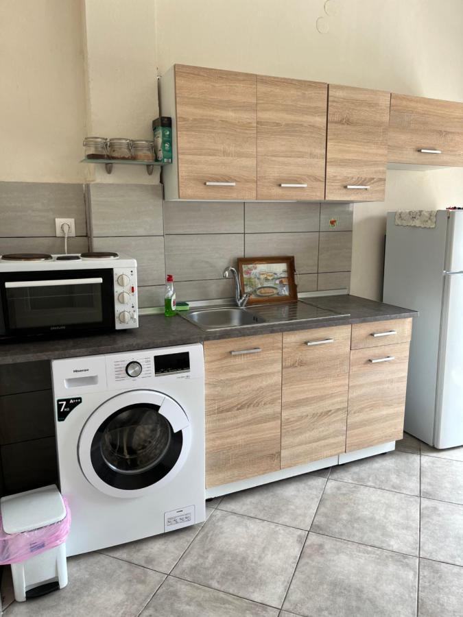 Xronis Apartments Nea Michaniona Eksteriør billede