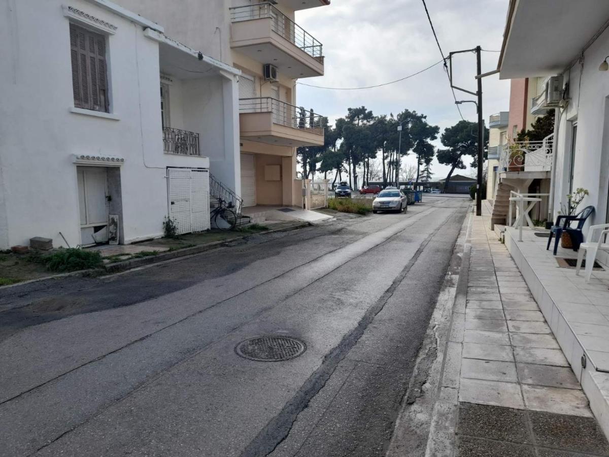 Xronis Apartments Nea Michaniona Eksteriør billede